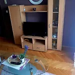 Apartment Lovely L Bn Centar -rent A Car Automatic