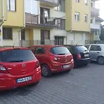 Apartment Lovely L Bn Centar -rent A Car Automatic *