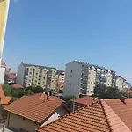 Lovely L Bn Centar -rent A Car Automatic Apartment