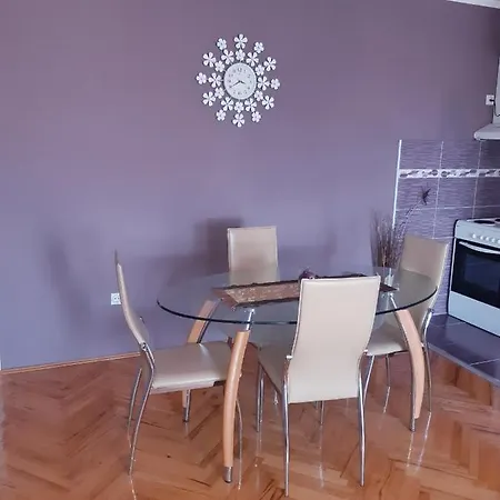 Lovely L Bn Centar -rent A Car Automatic Bijeljina