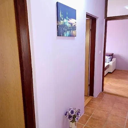 Apartman Lovely L Bn Centar -rent A Car Automatic *